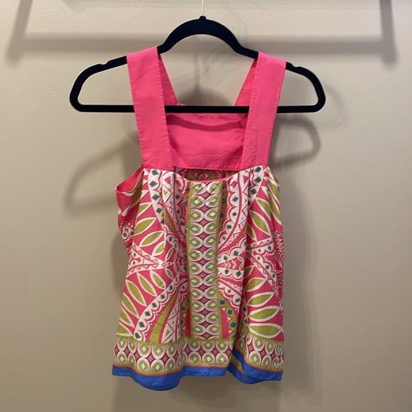 Cute Top - Picture 2 of 3